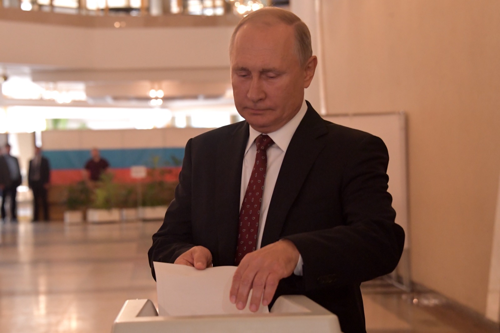 Владимир Путин голосует на выборах (фото 2019 года). Фото: Komsomolskaya Pravda / Global Look Press