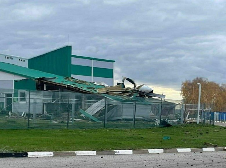 Обстрелянный таможенный пост в Шебекино, осень 2022 года. Фото: t.me / belgorod01 / Global Look Press