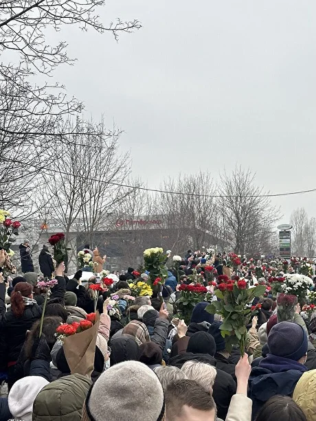 Bidding farewell to Navalny. Moscow, March 2024. Source: Wiki Commons
